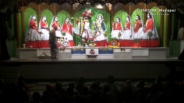 Mangal Arati Sri Dham Mayapur - November 26, 2022 смотреть онлайн