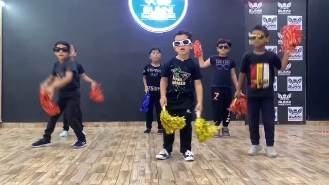 Waka Waka 🔥#kidsdance #kids #shakira#kidsactivityideas#beginners