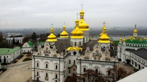 Киево-Печерская лавра осталась без доступа к пещерам с мощами