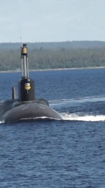 "Александр Невский" - атомная подводная лодка стратегического назначения #military #ship #shorts смотреть онлайн
