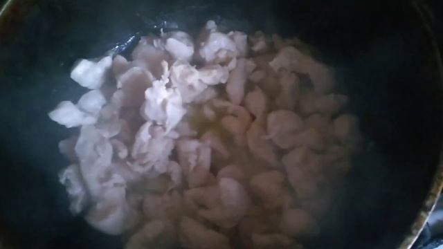 КУЛИНАРНЫЕ ХЛОПОТЫ☺️ ВКУСНЕЙШИЙ ПЛОВ🍛 ПИРОЖОЧКИ👌ВЫХОДНЫЕ НА ДАЧЕ 🏡🍁 смотреть онлайн