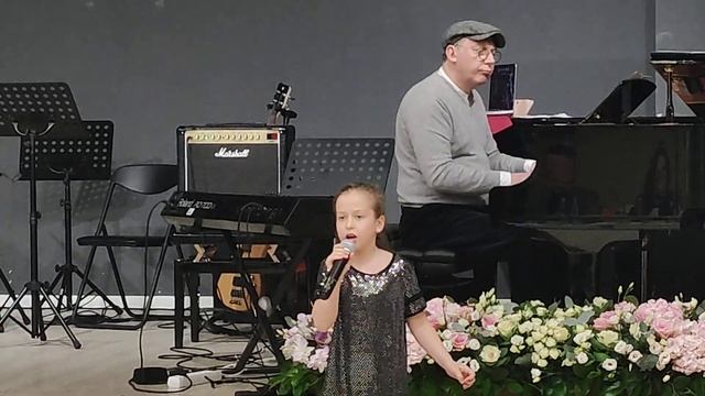 Sunny Ellia Fitzgerald, Ева Ботова, 7 лет(1) смотреть онлайн