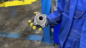 Тест выпускного коллектора VOLVO S60 2,5Т на герметичность.