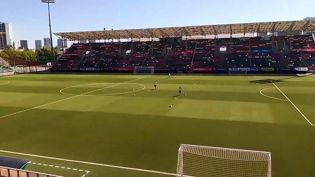 Локомотив и снег в июне / Lokomotiv stadium and snow in June смотреть онлайн