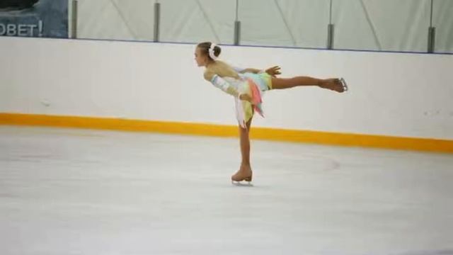 Фигуристка Александра Говорухина смотреть онлайн