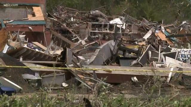 EF-3 tornado confirmed for Chattanooga area смотреть онлайн