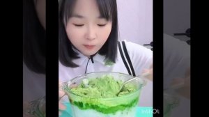 ASMR ICE EATING WITH HEAVY MATCHA GREEN TEA POWDER, SHAVED ICE, CRUNCHY ICE, FOAM ICE, ICE EATING