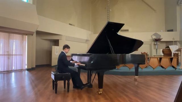 Shimmering Prelude, M. Bober – Thomas смотреть онлайн