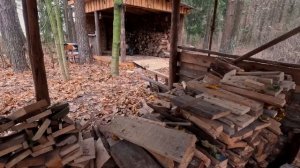 Закопали контейнеры. Делаем бункер