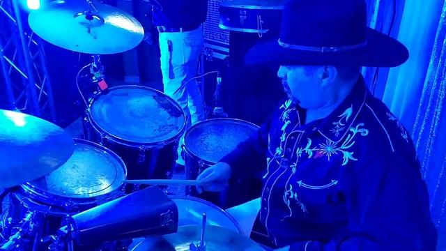 Raul Cavazos baterista Corazon Malo Ramon Ayala смотреть онлайн