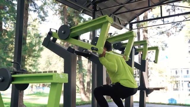 Уличные спортивные тренажеры смотреть онлайн