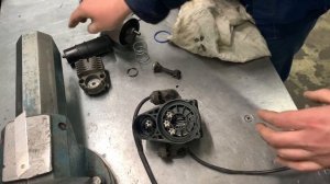 Обслуживание компрессора пневмоподвески на Вольво хс90 2016.