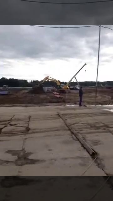 Работы по устройству дороги п.Сынково. смотреть онлайн