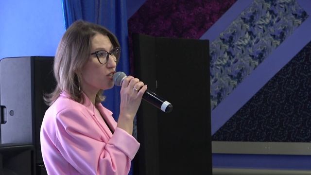 Каменск-Уральский чествует работников культуры смотреть онлайн