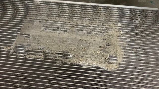 Как не нужно ставить дополнительный радиатор на Вольво. смотреть онлайн