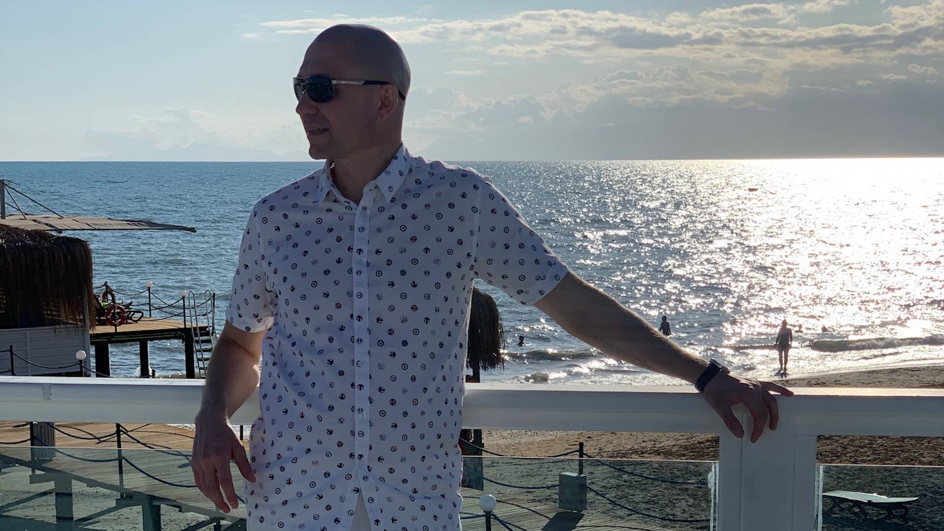 ПРИТЧА О ВОЛНАХ И СКАЛАХ