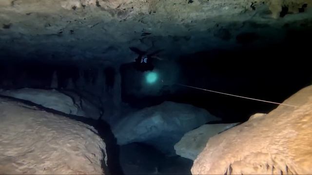 Мексиканские Сеноты: От Раскопок к Подводным Приключениям смотреть онлайн