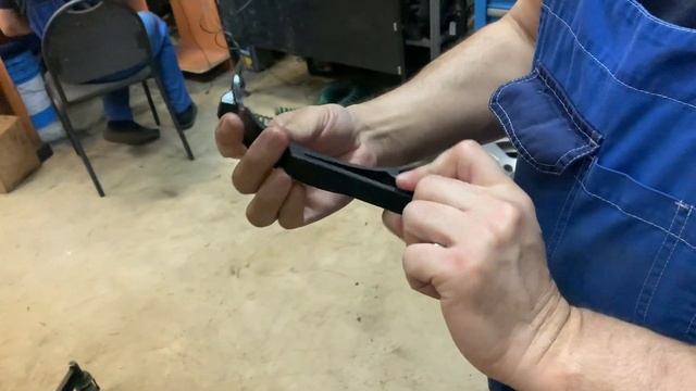 Чем опасно расслоение приводного ремня на дизельных моторах Вольво. смотреть онлайн