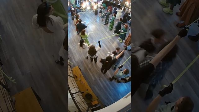 Вальсовый котильон Ленты 1 смотреть онлайн