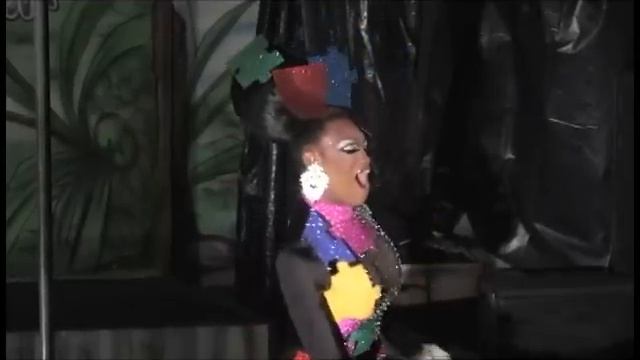 RUPAUL'S DRAG SEASON 4 RACE LASHAUWN BEYOND смотреть онлайн