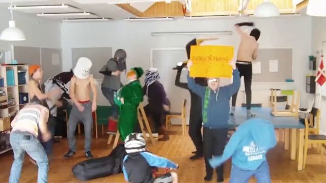 Harlem Shake Danish Skolen paa molen смотреть онлайн