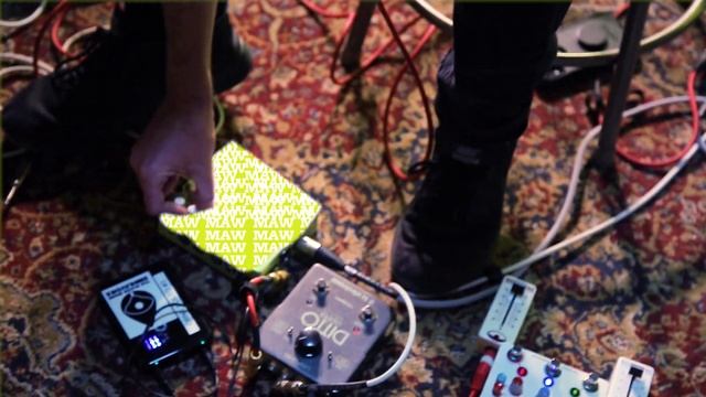 Gimme Sixty - MAW + Signal Blender смотреть онлайн