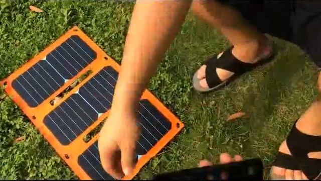 beewasolar BW-S21W Foldable portable ETFE solar charger for mobile iphoneX samsung смотреть онлайн