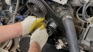 Замена ремня грм на моторе Вольво 940.