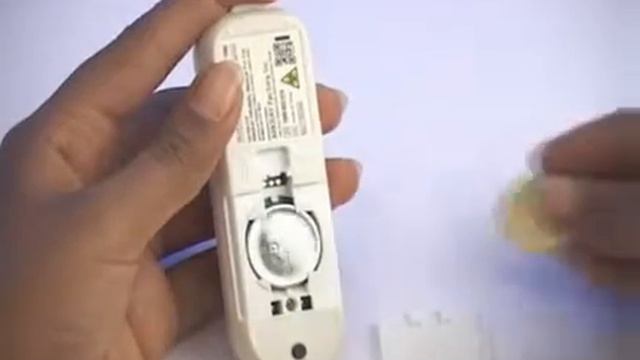 GLUCOCARD 01 MINI - CHANGING THE BATTERY (ARKRAY Healthcare Pvt. Ltd. INDIA) смотреть онлайн