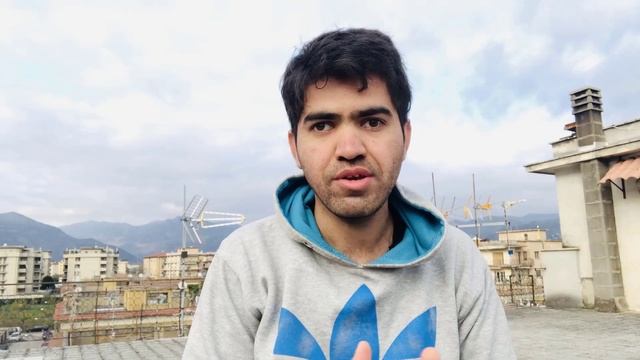 How to find accommodation | Hostels in Italy | Cheap Apartments for Students in Italy смотреть онлайн