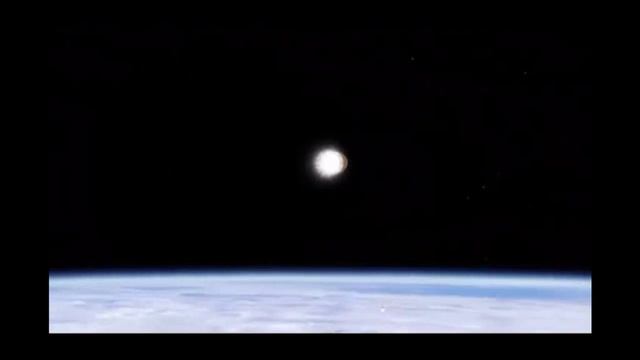 Secret Service - Aux Deux Magots смотреть онлайн