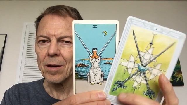 Unlocking the Tarot Court Cards: Queen of Swords смотреть онлайн
