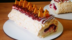 Меренговый рулет с вишней и крем-чиз - рецепт, который покорит всех!