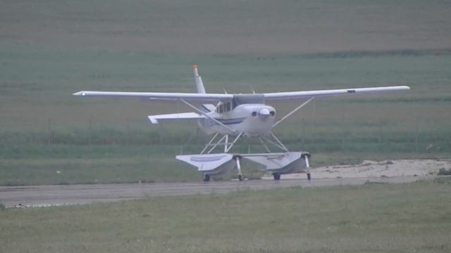 Cessna 206 Amphibian Takeoff
