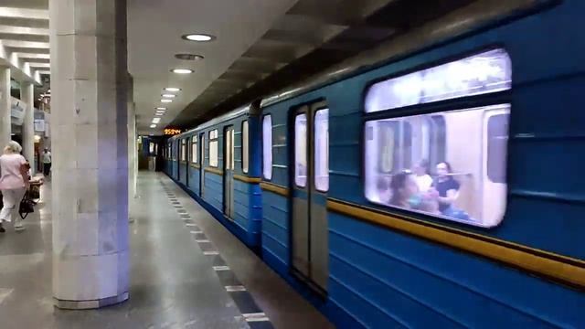 81-718/719 №5743-009 Отправляется со станции Научная смотреть онлайн