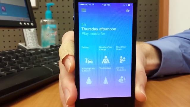 WB App Spotlight - Songza смотреть онлайн