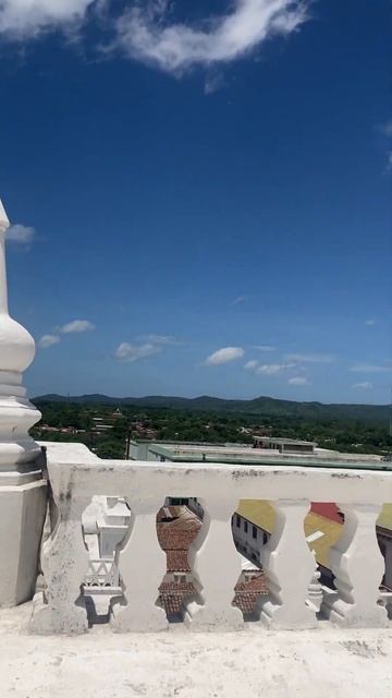 View on top of Catedral de León in León, Nicaragua смотреть онлайн