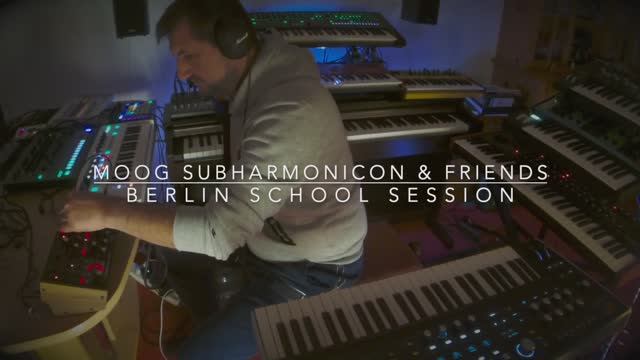 Moog Subharmonicon & Friends - Berlin School Session смотреть онлайн