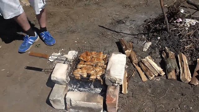 Крылья на мангале смотреть онлайн