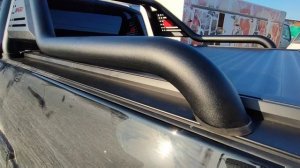 Первый тюнинг нового пикапа GW Poer рестайлинг. Электророллета RTG с черными дугами.