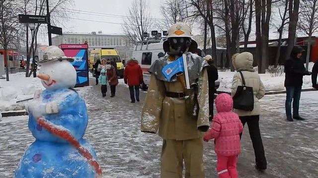 ПРАЗДНИК сотрудников МЧС в Парке Горького смотреть онлайн