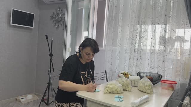 Дома НЕ СИДИМ-колбасе БЫТЬ смотреть онлайн