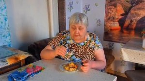 Сын не дает передохнуть маме пенсионерке Она готовит ему поесть целый день ПОДВАЛ ИЛЬИЧА семейный