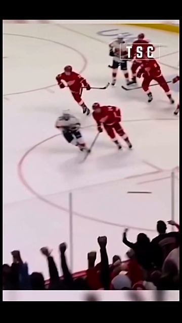 Это что-то невероятное, Хоккейная ТЕМА смотреть онлайн