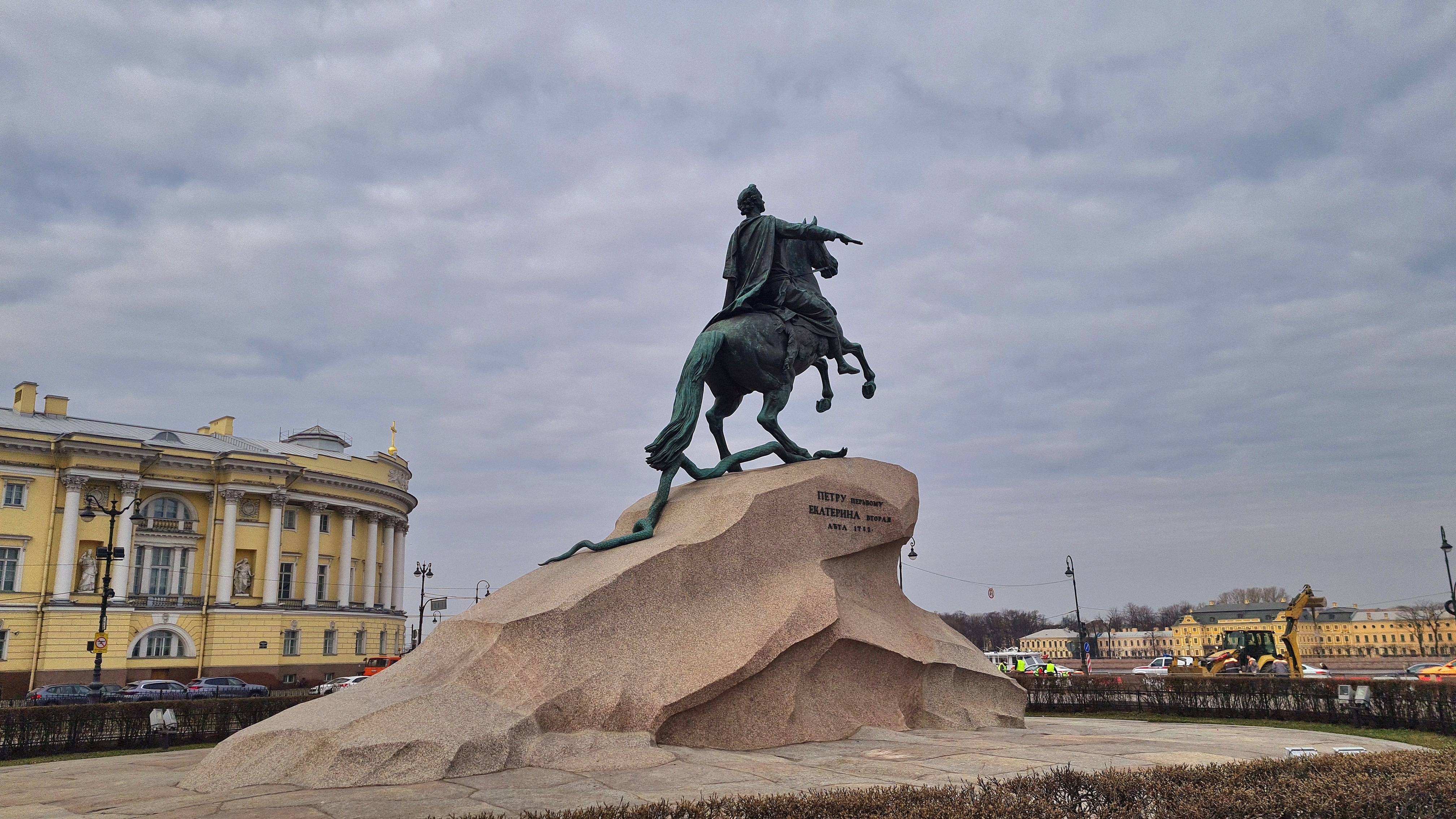 Санкт-Петербург. Погуляем по Адмиралтейскому проспекту. смотреть онлайн
