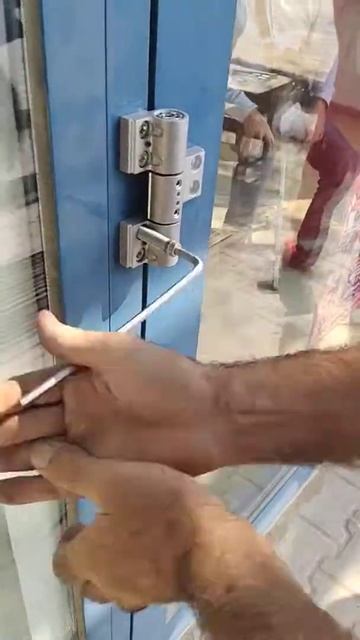 Замена петель на алюминиевых дверях смотреть онлайн