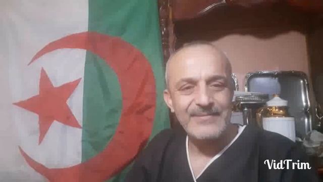 شاهد رضا عباس يقصف الخروطو جماعة الماتش يتعاود смотреть онлайн