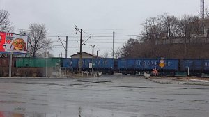Railway. Railroad Crossing. Electric locomotives & gondola cars/Ж/д переезд. Электровоз & полувагон