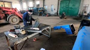 Степаныч в деле, коробка на месте!