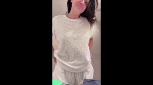 Певица Слава показала свою коллекцию купальников для отдых